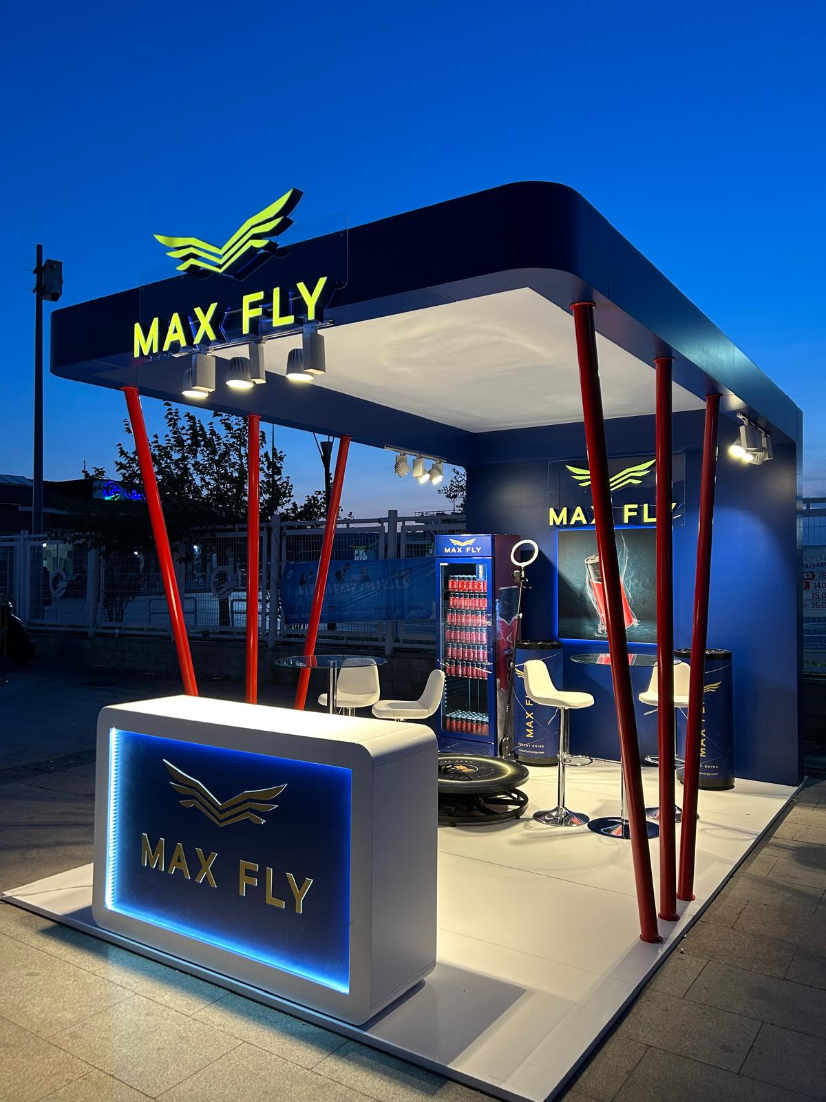 Max Fly 1